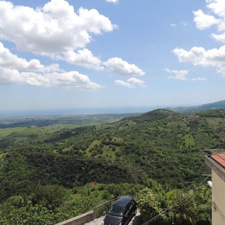 Casa Vacanza “Belvedere Sullo Ionio “ Rotondella Exterior foto