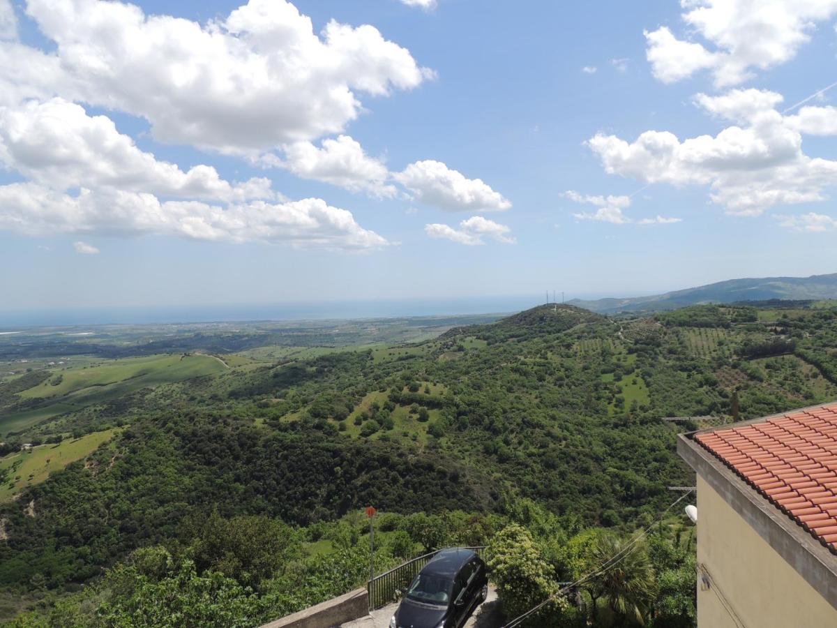 Casa Vacanza “Belvedere Sullo Ionio “ Rotondella Exterior foto